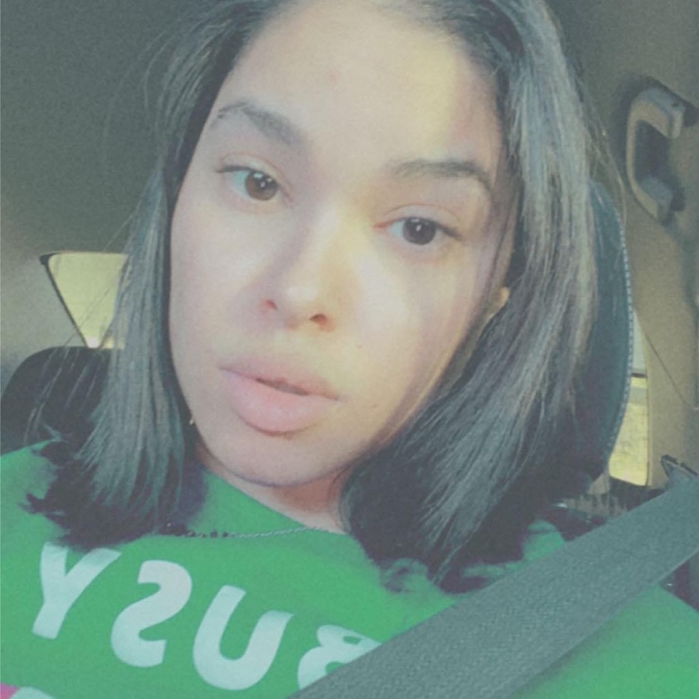 Meet your Posher, Nicole